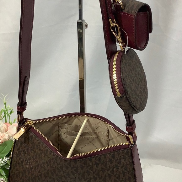 NWT Michael Kors Signature Brown Multicolor Crossbody with Tech Attached - Picture 6 of 8